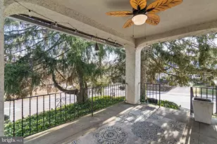 530 E Manoa Rd, Havertown, PA 19083 - Photo 4