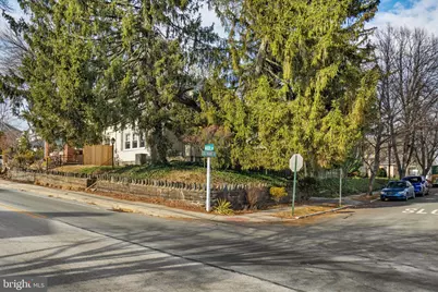 530 E Manoa Road, Havertown, PA 19083 - Photo 32