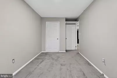 4211 W 5th Street, Marcus Hook, PA 19061 - Photo 16