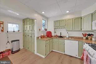 7425 Rogers Ave, Upper Darby, PA 19082 - Photo 10