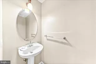 3 Whalens Ct, Drexel Hill, PA 19026 - Photo 8