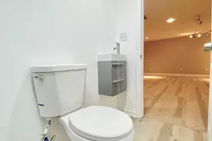 Bishop Dr, Aston, PA 19014 - Photo 6