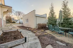 101 W Hillcrest Ave, Havertown, PA 19083 - Photo 36