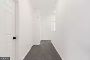 1359 Green St, Marcus Hook, PA 19061 - Photo 22