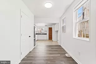 1359 Green St, Marcus Hook, PA 19061 - Photo 8