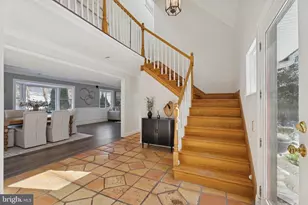 201 Rawles Run Ln, Bryn Mawr, PA 19010 - Photo 2