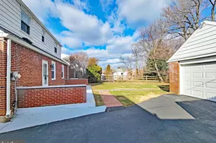 409 Perry Street St, Ridley Park, PA 19078 - Photo 6