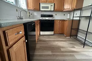 2419 Hollis Rd, Havertown, PA 19083 - Photo 12