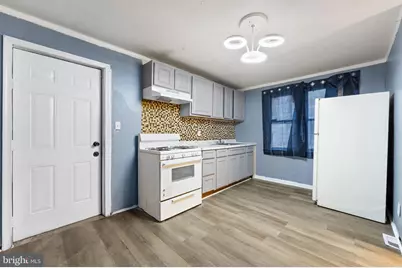 2209 W 3rd Street, Chester, PA 19013 - Photo 8