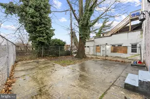 2209 W 3rd St, Chester, PA 19013 - Photo 28