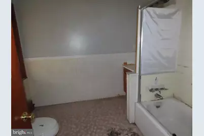 1118 Green Street, Marcus Hook, PA 19061 - Photo 8