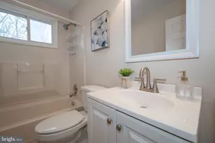 3999 Riviera Rd, Upper Chichester, PA 19061 - Photo 18