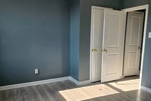 211 Spruce St, Darby, PA 19023 - Photo 6