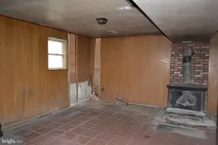 1625 Hillcrest Ln, Aston, PA 19014 - Photo 12