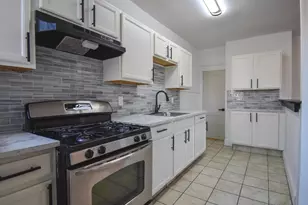 456 S 2nd St, Darby, PA 19023 - Photo 8