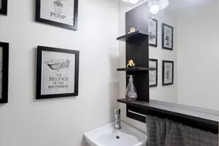 908 Amosland Rd, Prospect Park, PA 19076 - Photo 10