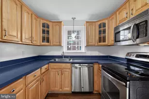 349 Kirks Ln, Drexel Hill, PA 19026 - Photo 8