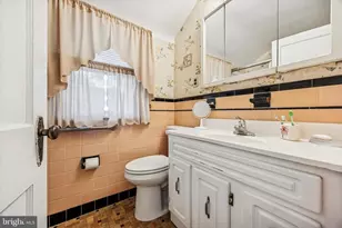 1601 Burmont Rd, Drexel Hill, PA 19026 - Photo 16