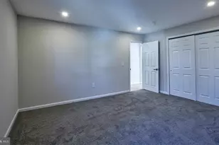 338 Sycamore Ave, Folsom, PA 19033 - Photo 14