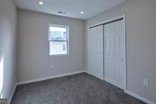 338 Sycamore Ave, Folsom, PA 19033 - Photo 16