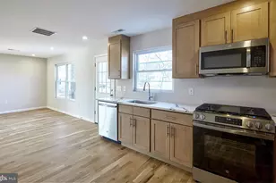 338 Sycamore Ave, Folsom, PA 19033 - Photo 12