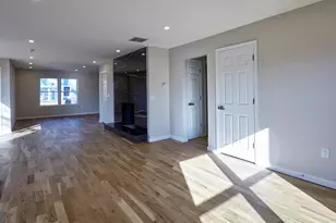 338 Sycamore Ave, Folsom, PA 19033 - Photo 8