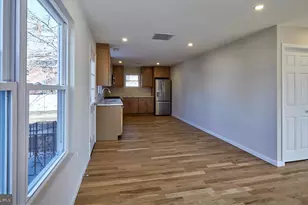 338 Sycamore Ave, Folsom, PA 19033 - Photo 10