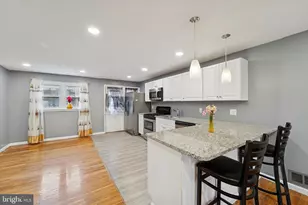 887 Taylor Dr, Folcroft, PA 19032 - Photo 4