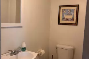 1021 E Williams Cir, Chester, PA 19013 - Photo 4