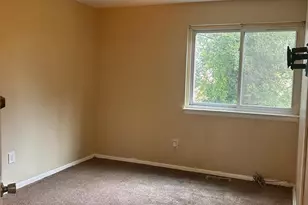 1021 E Williams Cir, Chester, PA 19013 - Photo 8