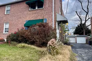 1243 Wilson Dr, Havertown, PA 19083 - Photo 2