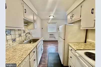 412 N Wayne Avenue #104, Wayne, PA 19087 - Photo 6