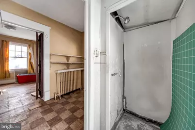 33 S Woodlawn Avenue, Aldan, PA 19018 - Photo 10