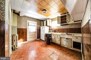 33 S Woodlawn Ave, Aldan, PA 19018 - Photo 20