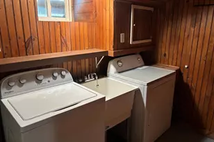 227 N Linden Ave, Upper Darby, PA 19082 - Photo 16