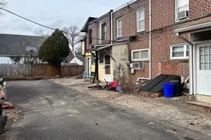 227 N Linden Ave, Upper Darby, PA 19082 - Photo 20