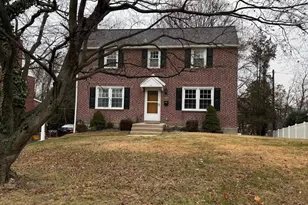 243 Colonial Park Dr, Springfield, PA 19064 - Photo 1