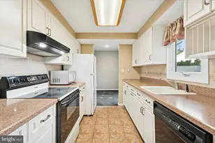 312 Belpaire Ct, Newtown Square, PA 19073 - Photo 14