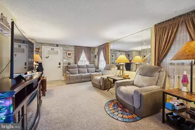 176 Crum Creek Drive, Woodlyn, PA 19094 - Photo 6