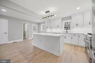 703 Lindale Ave, Drexel Hill, PA 19026 - Photo 12