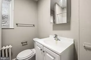 1917 W 4th St, Chester, PA 19013 - Photo 18