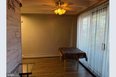 100 E Glenolden Avenue #R-12, Glenolden, PA 19036 - Photo 4