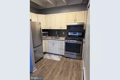 100 E Glenolden Avenue #R-12, Glenolden, PA 19036 - Photo 2