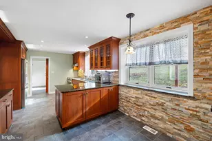 370 Marple Rd, Broomall, PA 19008 - Photo 18