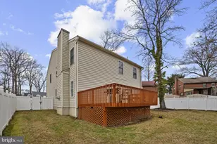 211 S Norwinden Dr, Springfield, PA 19064 - Photo 38