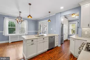 637 Country Club Ln, Havertown, PA 19083 - Photo 12