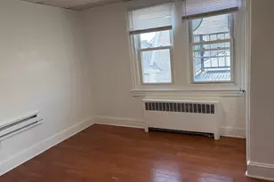 8 Overhill Rd, Upper Darby, PA 19082 - Photo 4