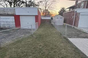 122 Sharon Ave, Darby, PA 19023 - Photo 28