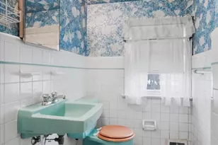 2739 Stony Creek Rd, Broomall, PA 19008 - Photo 16