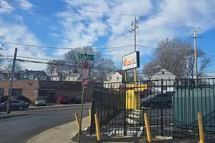 7160 Clover Ln, Upper Darby, PA 19082 - Photo 14